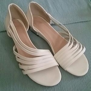 Dressy White Low Wedge Strappy 9- 9 1/2 Sandals LIKE NEW